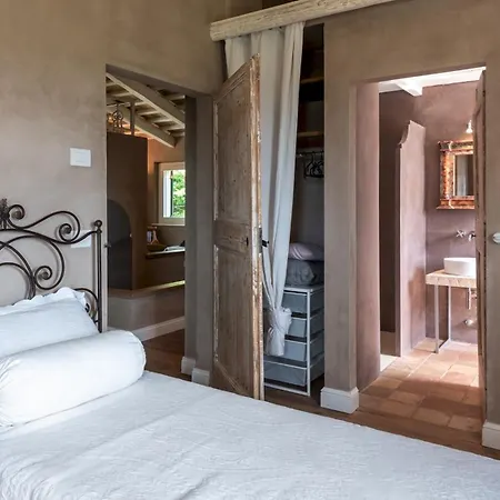 Dianella 8&2, Emma Monterubbiano