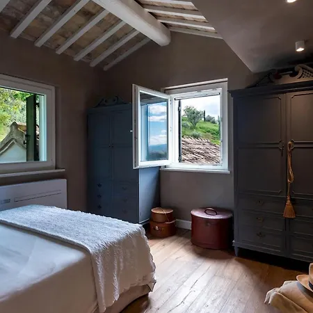 Dianella 8&2, Emma Villa *